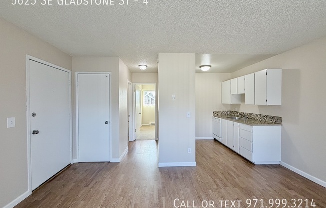 5625 SE GLADSTONE ST