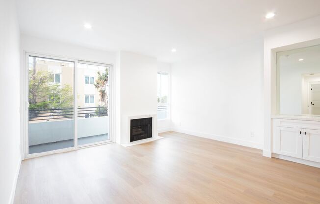 2 beds, 2 baths, $3,117, Unit 105