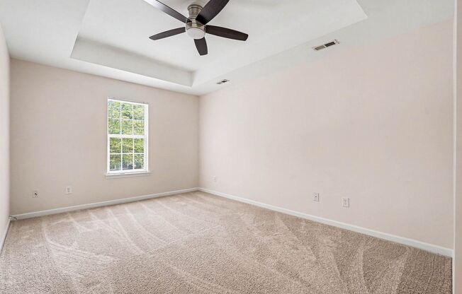 3 beds, 2.5 baths, $2,000