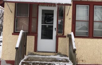 Single house for rent (under Renovation )this house will be ready December 1 2025 just in time for the holidays