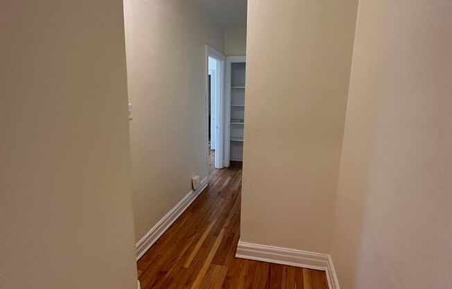 2 beds, 2 baths, 1,303 sqft, $2,200, Unit New King Edward 202