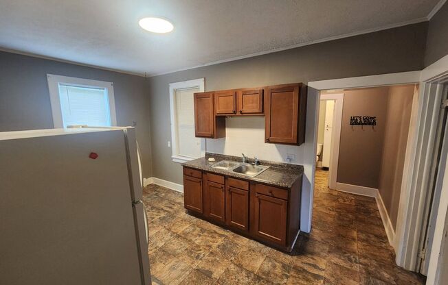 2 beds, 1 bath, $750, Unit Unit 515