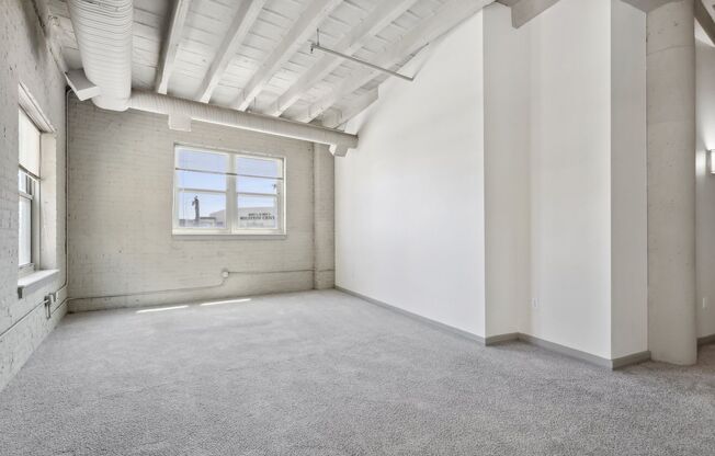 1 bed, 1 bath, 1,021 sqft, $1,575, Unit 209