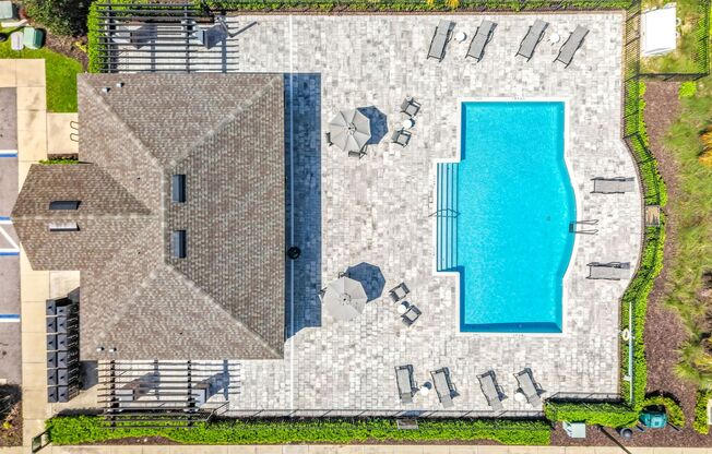 3 beds, 2.5 baths, $2,250
