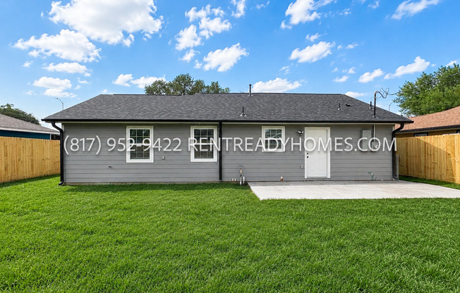 6334 Feldspar St - Pet Friendly 3 Bedroom Rental Home in Houston, TX with Fenced Backyard and Covered Parking