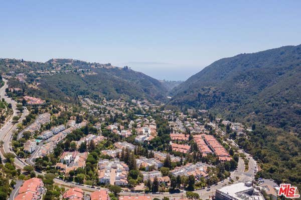 17114 PALISADES CIR