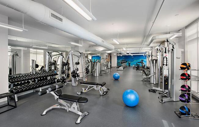Fitness Center With Modern Equipment at Berkshire Lauderdale by the Sea, Ft. Lauderdale