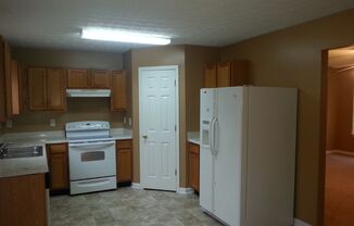 3 beds, 2 baths, $1,800