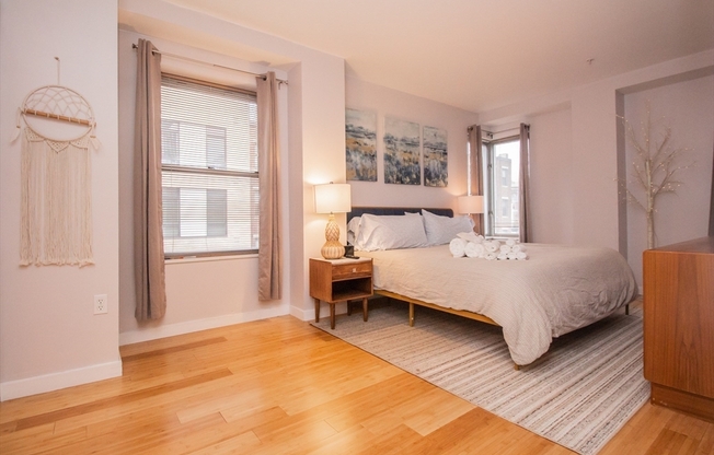 2 beds, 2 baths, 1,100 sqft, $6,000, Unit 401