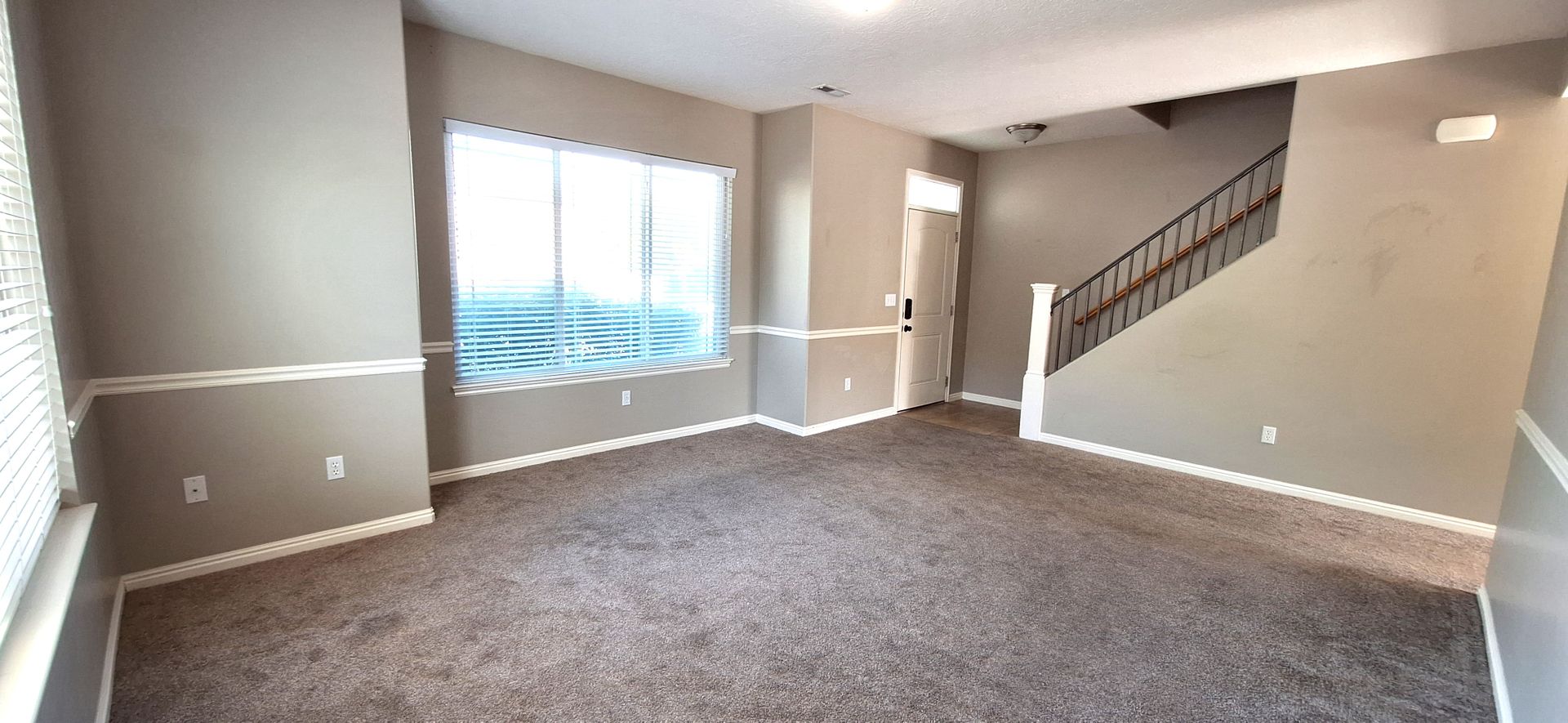Spacious End Unit Townhome - A must see!
