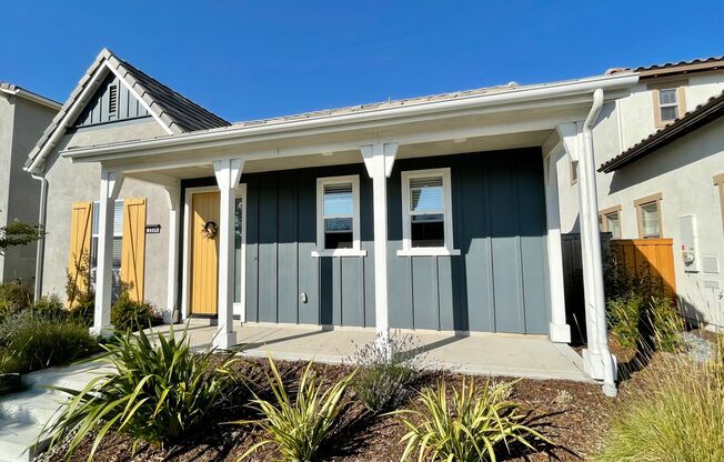 Single-Level 3-Bedroom House in Righetti Ranch with Air Conditioning