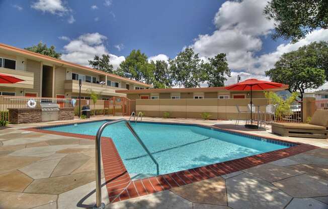 Outdoor Swimming Pool at 720 North Apartments, California, 94085