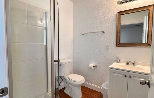 1 bed, 2 baths, 600 sqft, $1,495, Unit B1