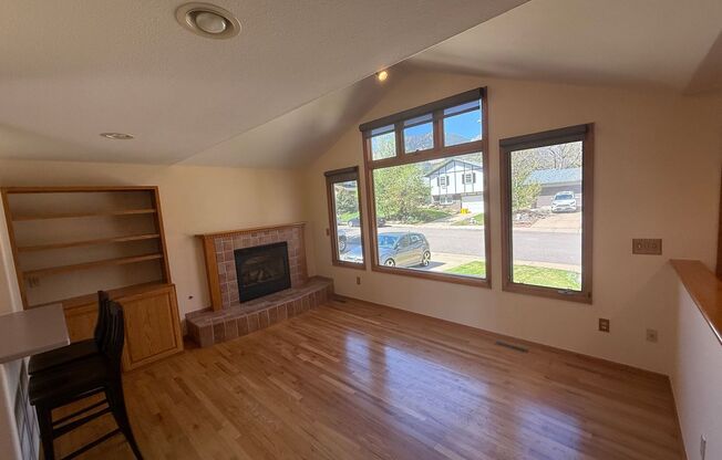 Perfect Table Mesa Family Home with Fully Finished Basement and Spacious Yard
