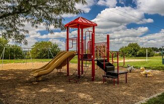Maple Ridge Apartments | Playground