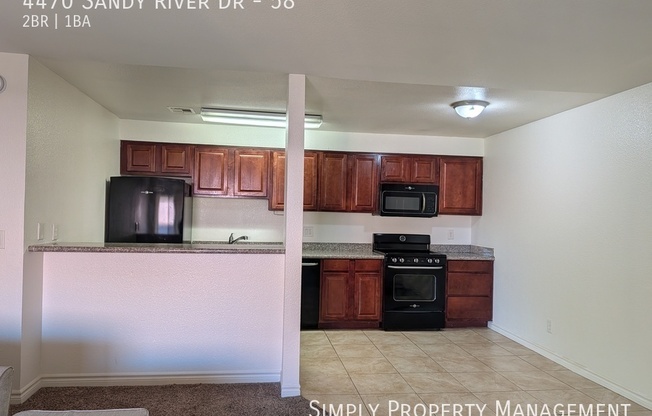 4470 SANDY RIV DR