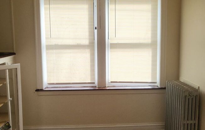 6315 S California LLC