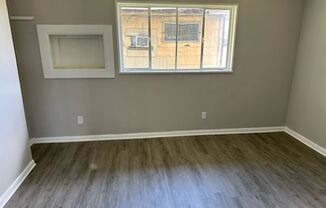 1 bed, 1 bath, $695