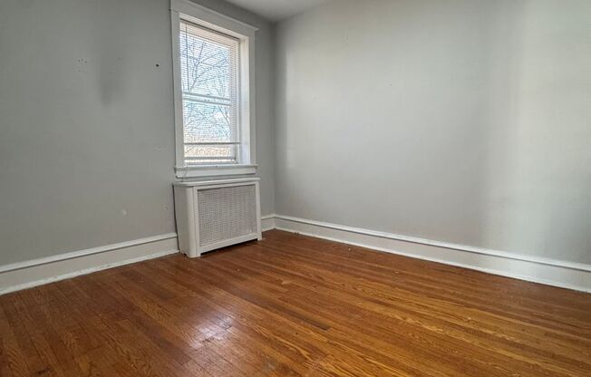 1 bed, 1 bath, $1,325, Unit 31