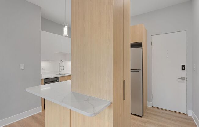 Studio, 1 bath, 268 sqft, $1,450, Unit 105
