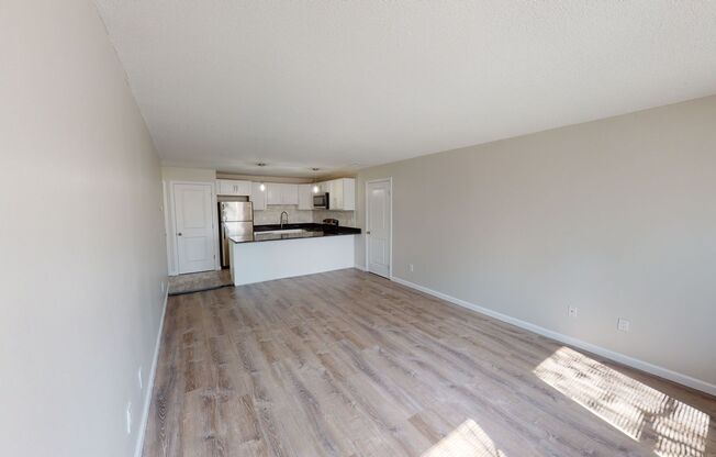 1 bed, 1 bath, 714 sqft, $1,895, Unit 463 Whalley Ave - F