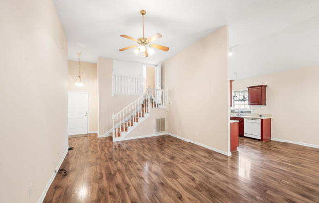 1108 WAVERUNNER CT E