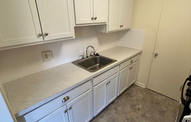 1 bed, 1 bath, 609 sqft, $1,350, Unit 203