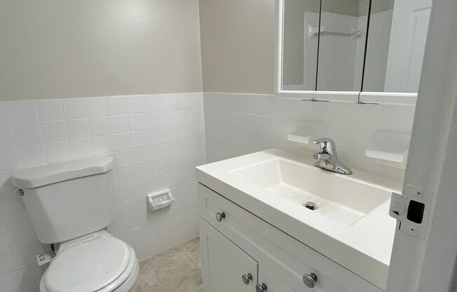 2 beds, 2 baths, 950 sqft, $1,489, Unit 202N