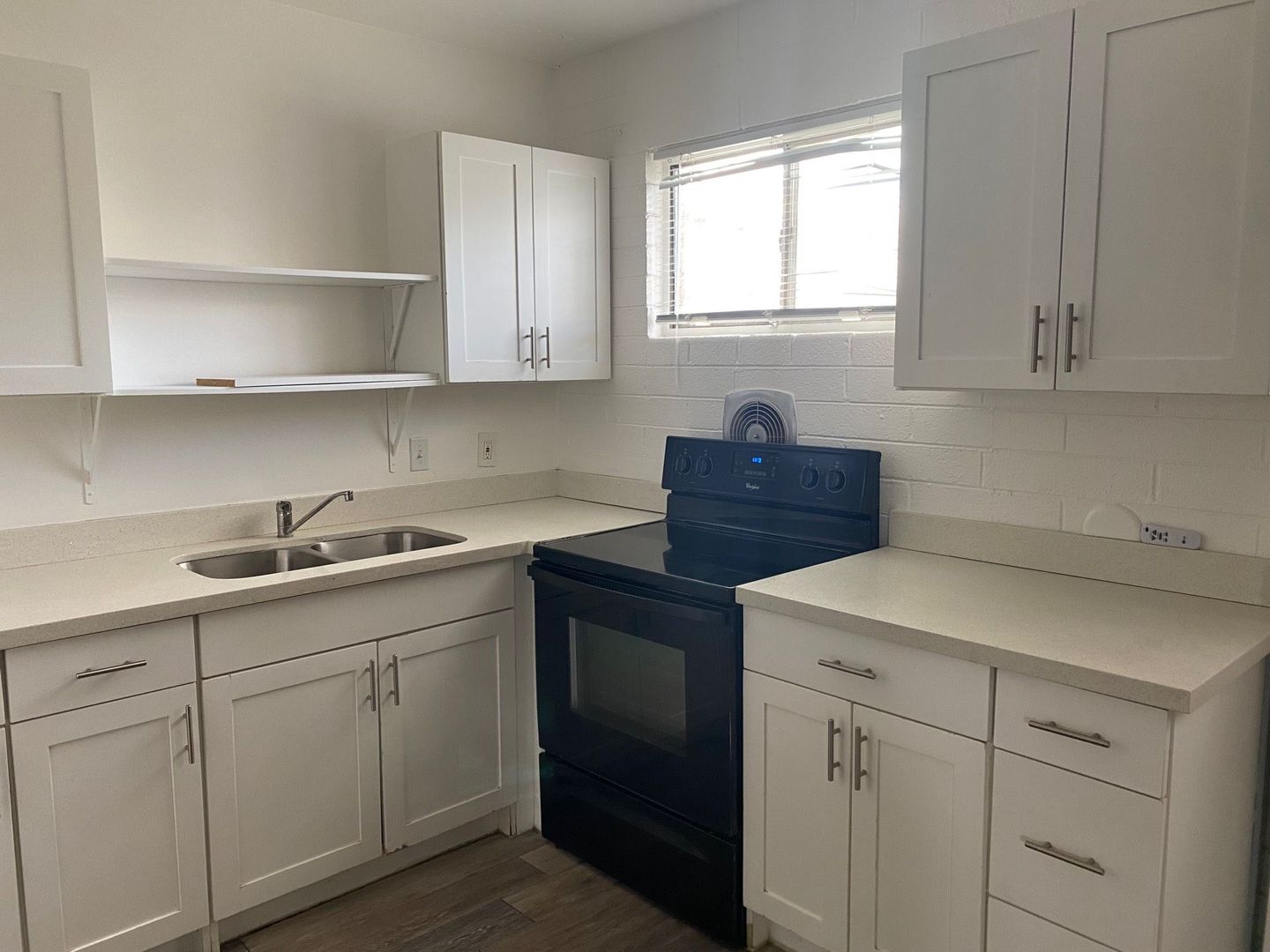 Beautiful Renovations One and Two Bedrooms Located in the Heart of Tempe!