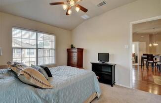 2 beds, 1.5 baths, $1,800