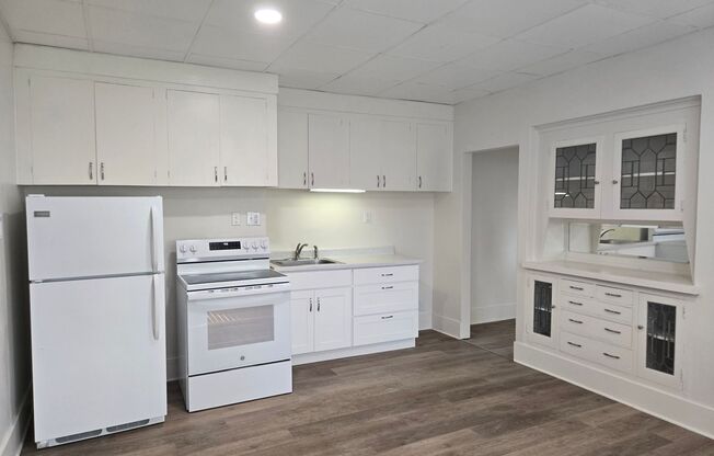 Arlington Pl. Triplex - EBB001