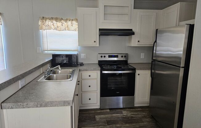 Leisure Lake Village in Tarpon Springs