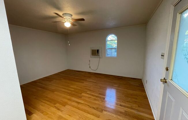 1 bed, 1 bath, $1,495