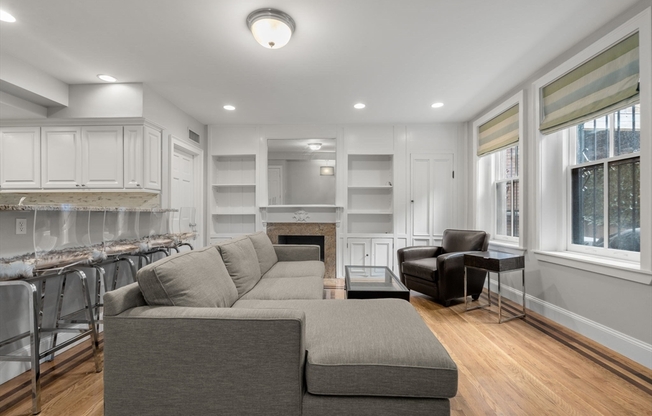 127 BEACON ST