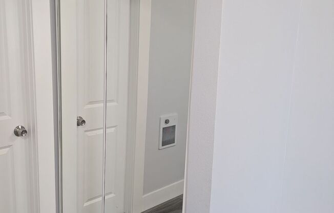 1346 E 75TH LLC