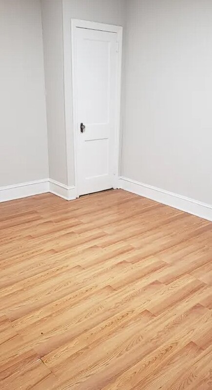 424 N 64 ST