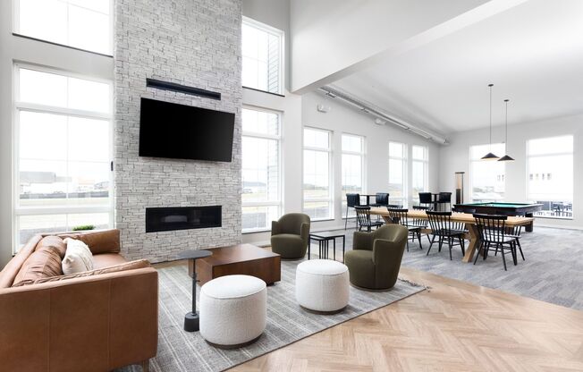 1 bed, 1 bath, 704 sqft, $1,230, Unit 307