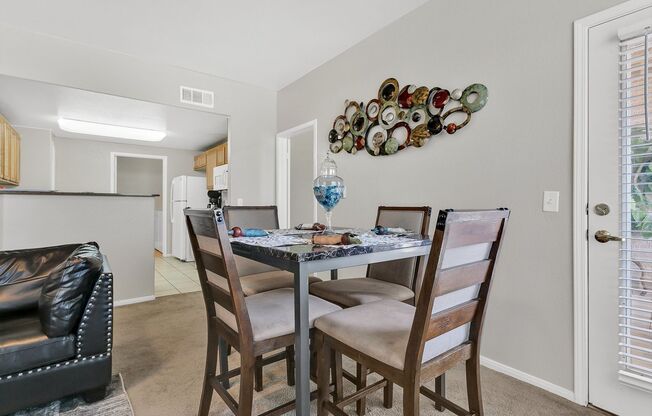 2 beds, 2 baths, $1,895