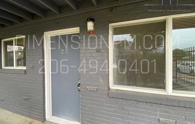 1 bed, 1 bath, 600 sqft, $1,095, Unit #25B