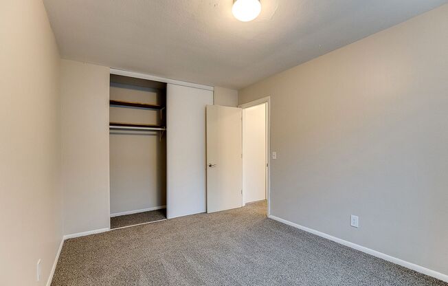 1 bed, 1 bath, 585 sqft, $950, Unit 4