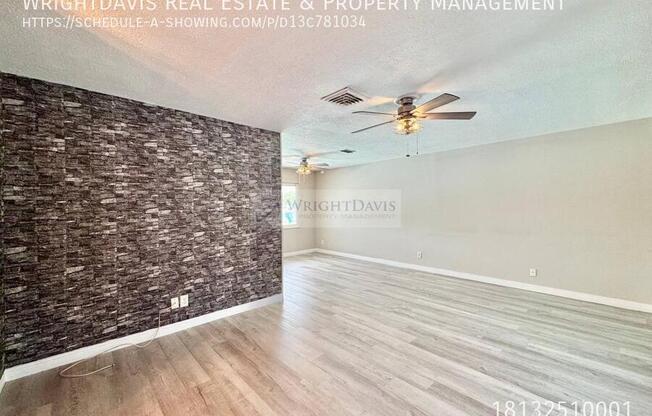 2924 CATHERINE DR