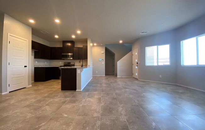 AMAZING GATED 3 BED 2.5 BATH 2 CAR GARAGE !