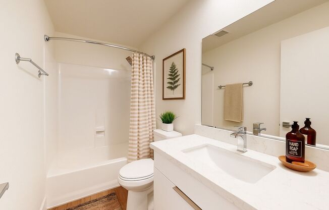 2 beds, 1 bath, 720 sqft, $2,241.25, Unit 202A