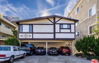 11842 Goshen Ave.