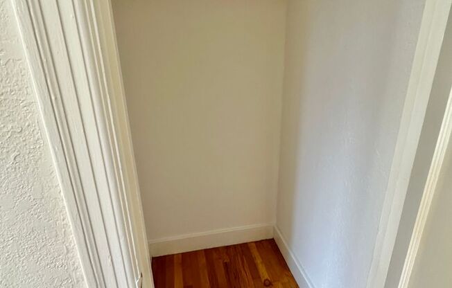 Studio, 1 bath, $2,350, Unit Unit 206