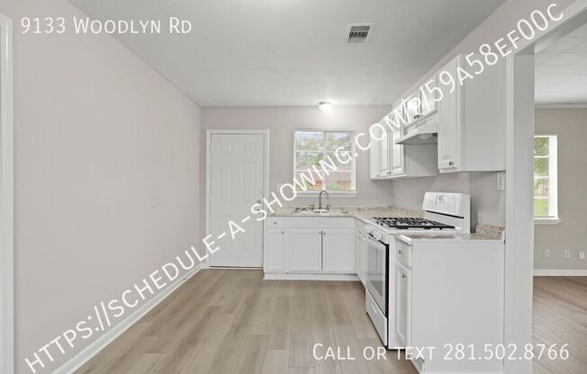9133 WOODLYN RD