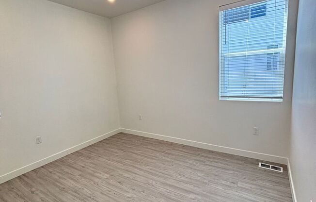 3 beds, 2.5 baths, 1,651 sqft, $2,145, Unit 591