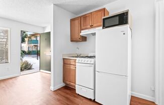 Studio, 1 bath, 273 sqft, $1,595, Unit A