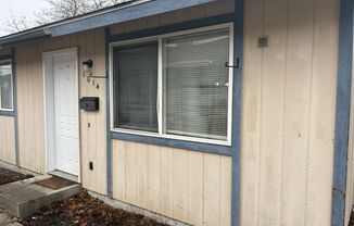 MP149 - 1014-1016 E Crown Ave