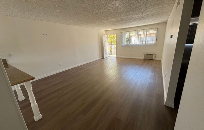 1670 W. Broadway- 2bd/2ba- Welcome to Your New Home in Anaheim, CA